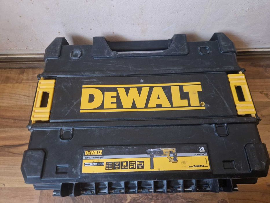 Акумулаторни машини комплект DEWALT