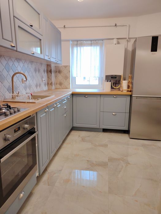 Apartament 2 camere de închiriat