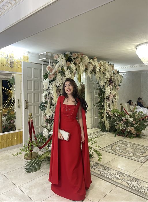 Вечерние платья 42/44