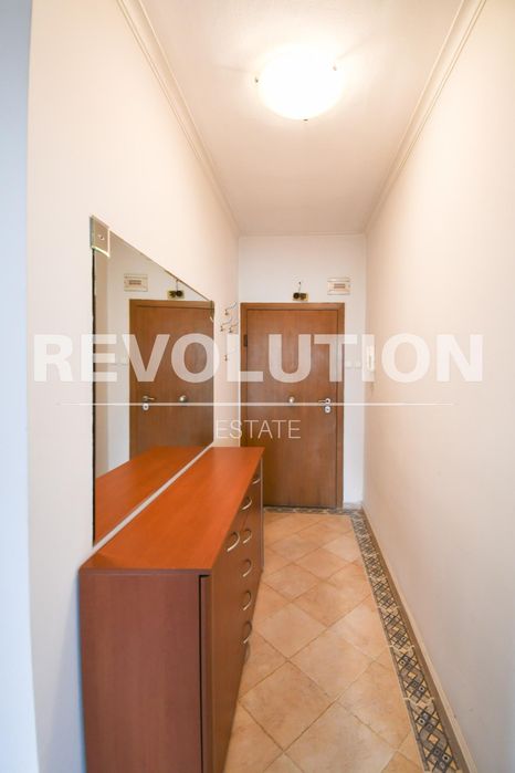 Дава се под наем Тристаен апартамент в София, Иван Вазов - 105 кв.м за 997.05 € - Снимка #13