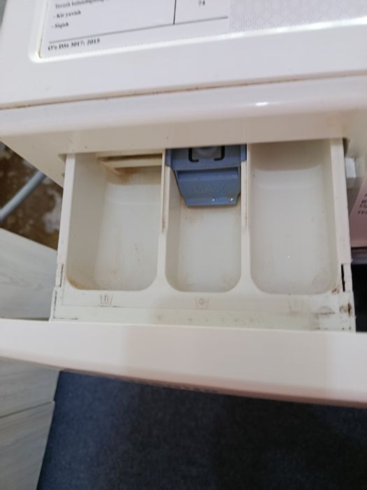 Машинка автомат б/у не новая не вскрытая.