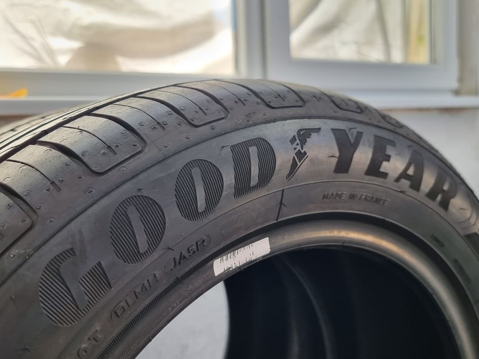 205/55/15 Goodyear 2Броя: 90€ 8.5мм като Нови