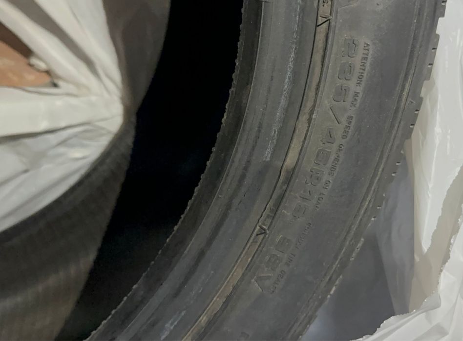 Продам зимние шины