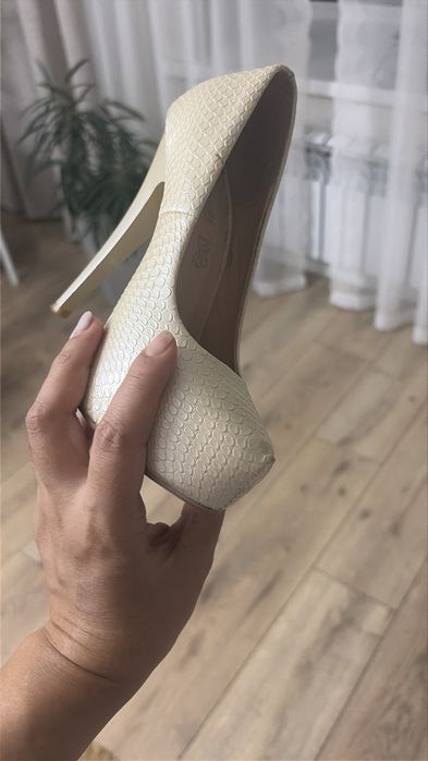 Продам туфли