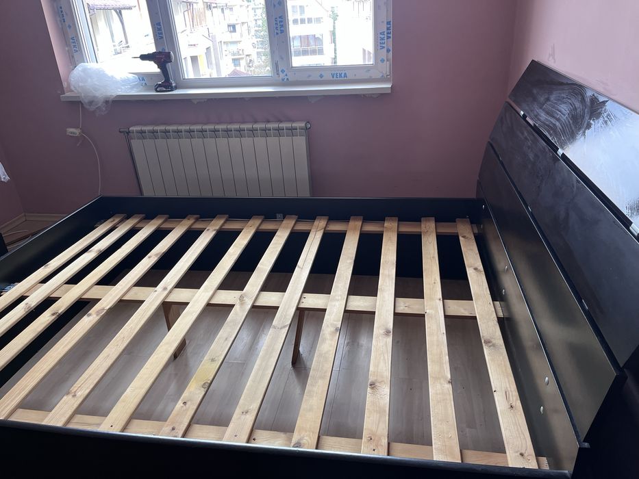 Спалня с подматрачна рамка