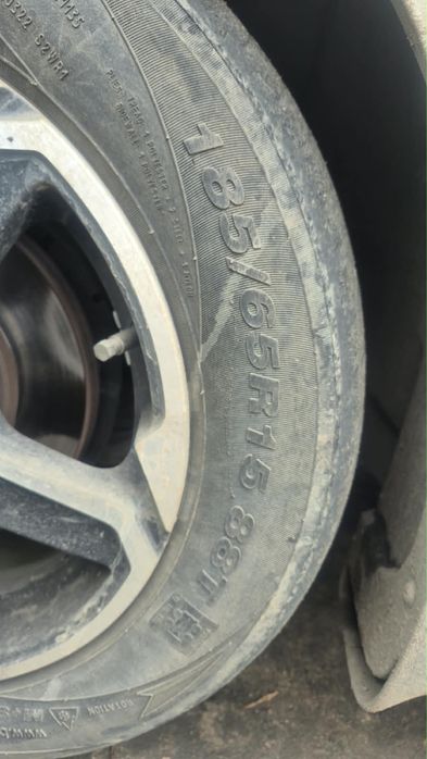 Продам комплект шин 185/65 R15, 4 шт.