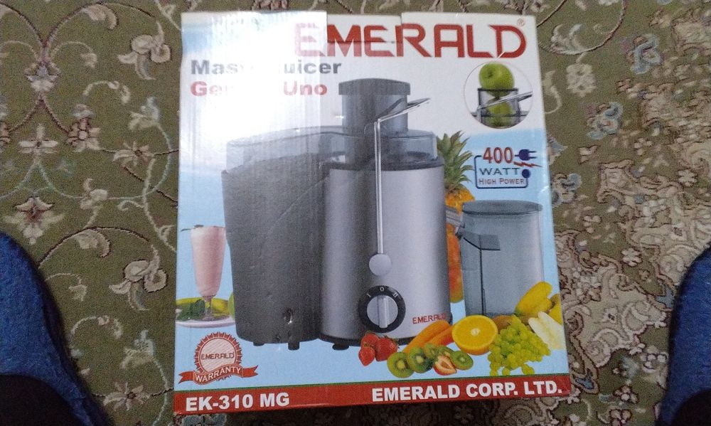 Соковыжималка ЕМИРАЛД