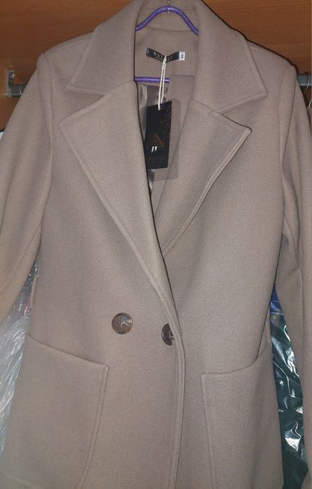 Продам женское пальто