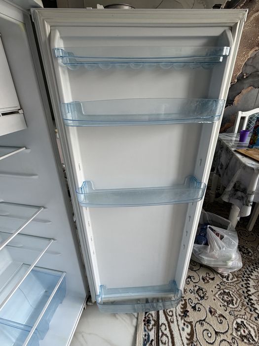 Продается холодильник
