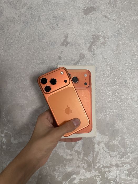 Iphone 17 pro orange