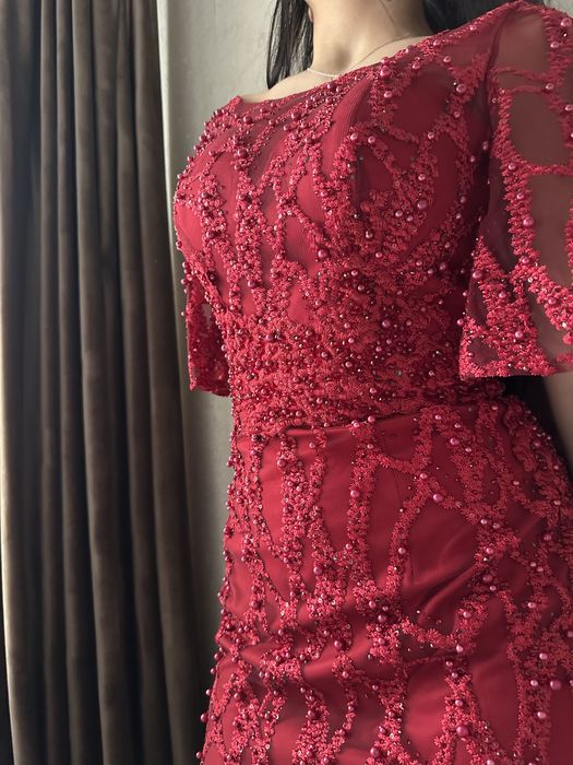 Платье вечернее, в отличном состоянии