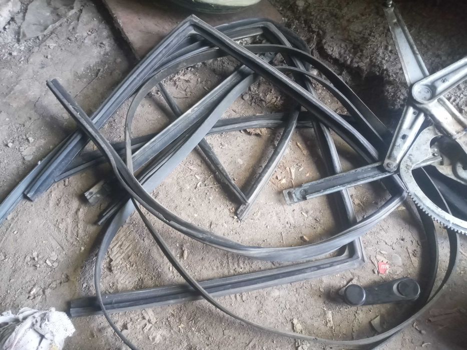 Мелочи для бмв тройки