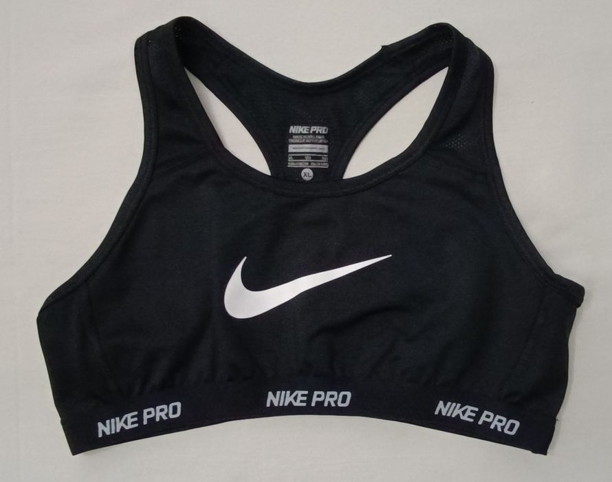 Nike PRO DRI-FIT Bra оригинално бюстие ръст 156-166см Найк спорт черно бюстие тренировки