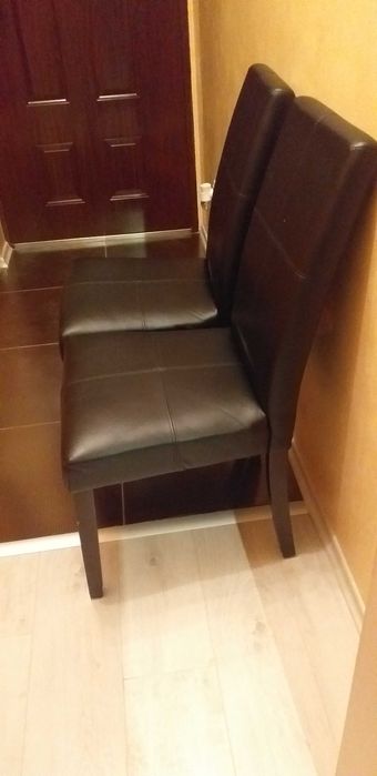 Чисто нови столове перфекни и много удобни 250лв. брой