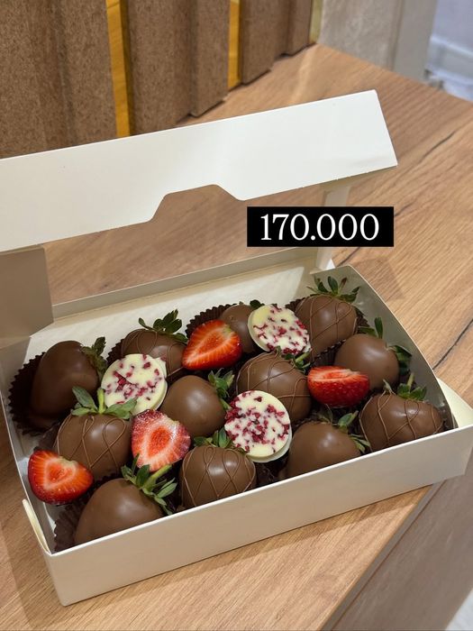 Клубника в шоколаде chocoberry mandarin buket