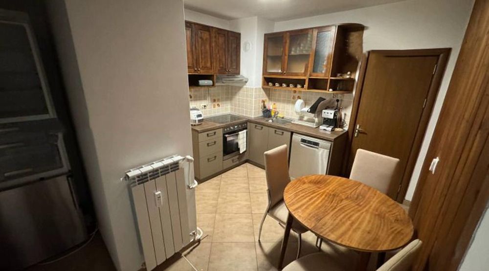 Дава се под наем Тристаен апартамент в София, Зона Б-5 - 92 кв.м за 800 € - Снимка #3