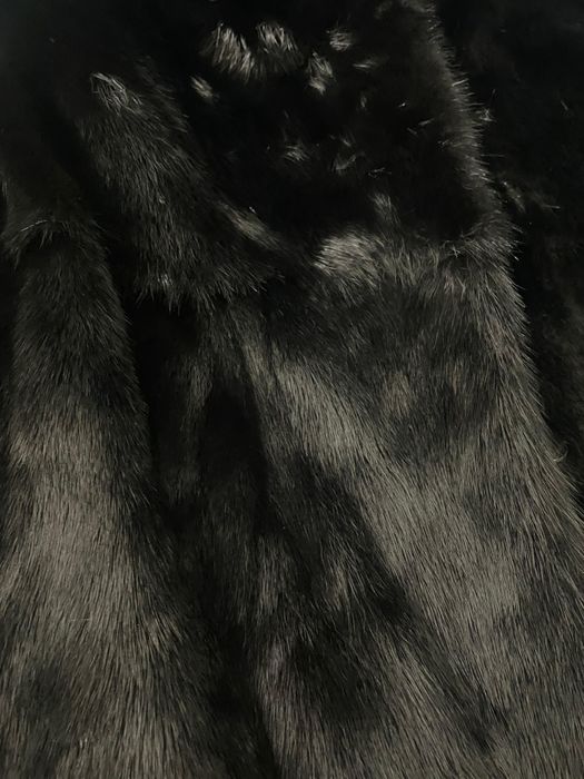 Продам норковую шубу