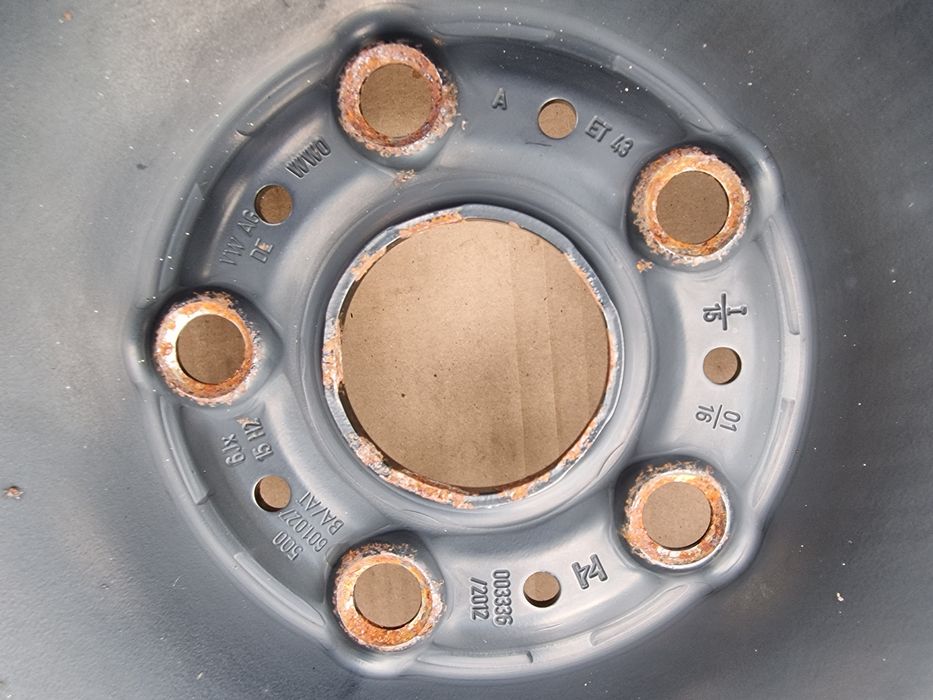 jante tabla R 15 ~ 5 x 112 ~ Volkswagen , Audi , Seat , Skoda ~ ET 43