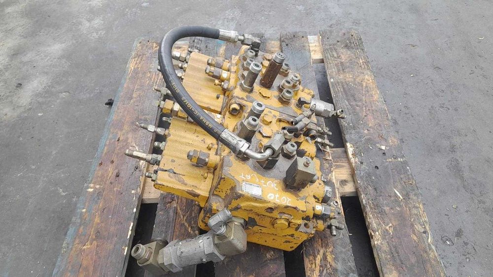 Distribuitor hidraulic Cat Caterpillar 317