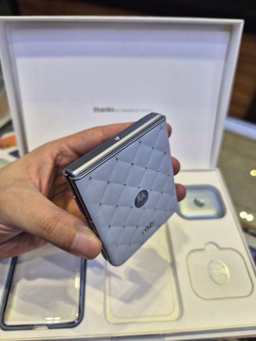 Motorola Razr 60 By Swarovski