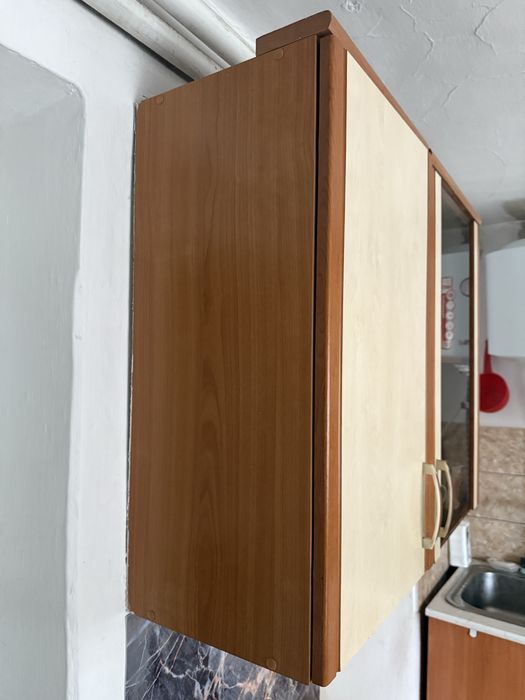 Продам Кухонный шкаф