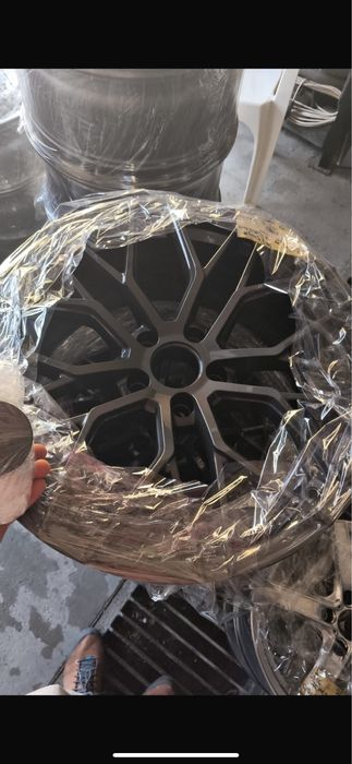 vennom wheels - Piese auto de vânzare | OLX.ro