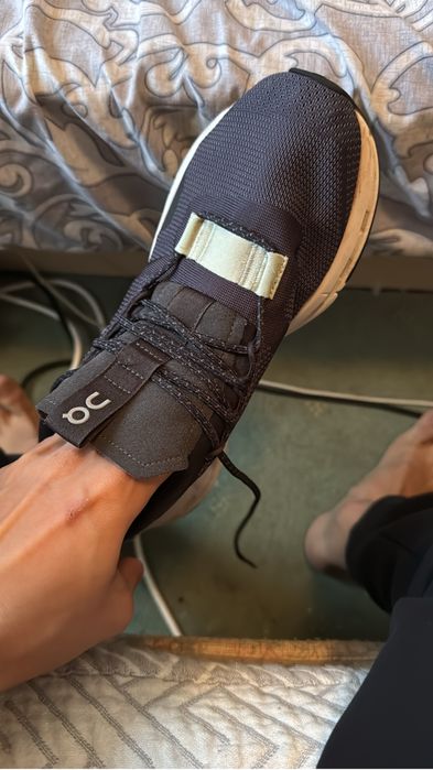 On cloud mens кроссовки бу