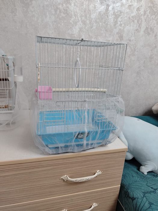 Продается клетка для попугая