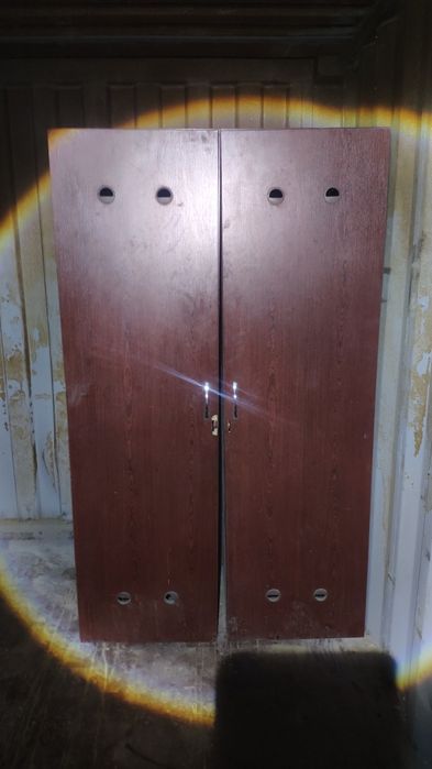 Продам шкафы для раздевалки