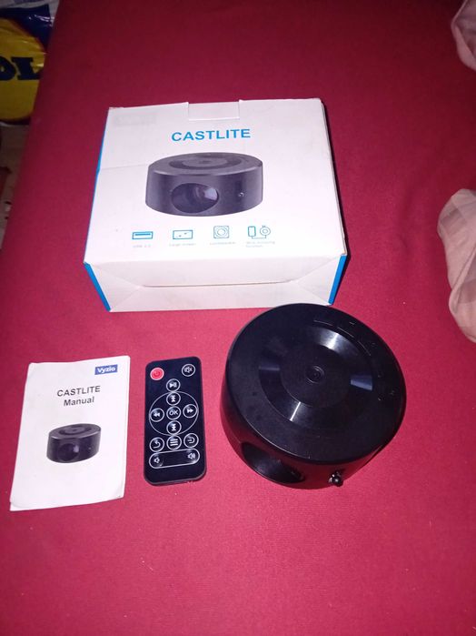mini videoproiector LED castlite