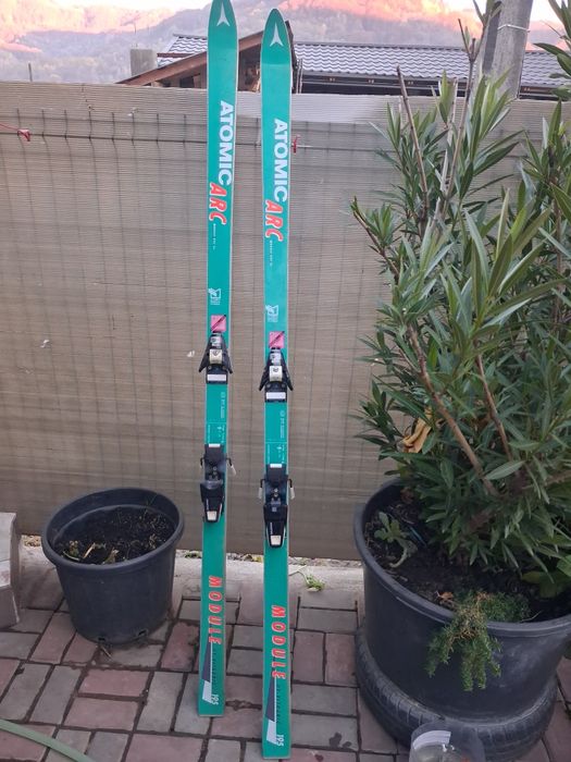 Skiuri atomic si rossignol