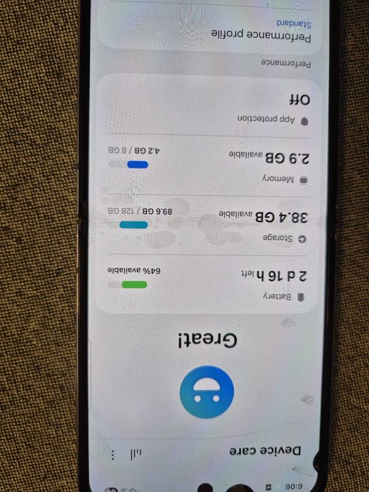Samsung Z flip 4 128gb cu 8 gb perfect functional baterie excelenta