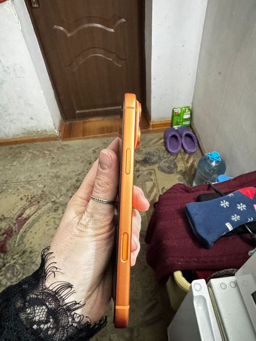 17 про макс оран