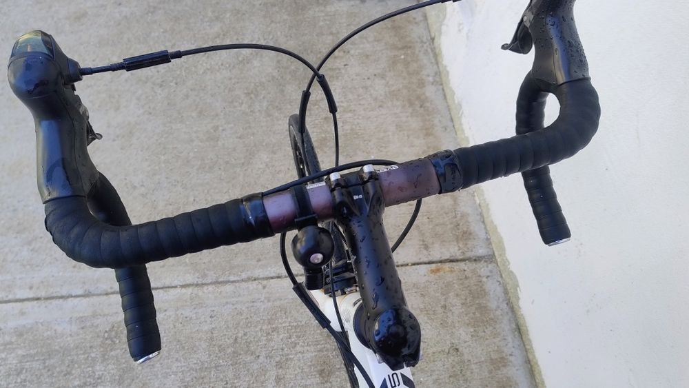 Bicicleta cursiera B'WIN Triban 5