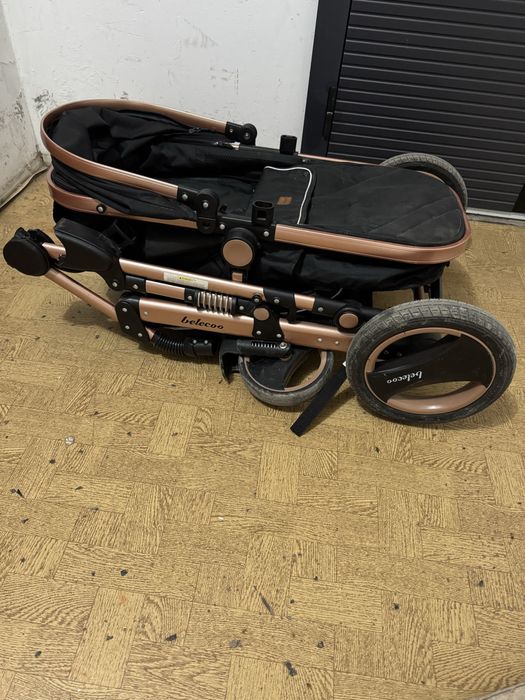 Коляска в хорошем состоянии