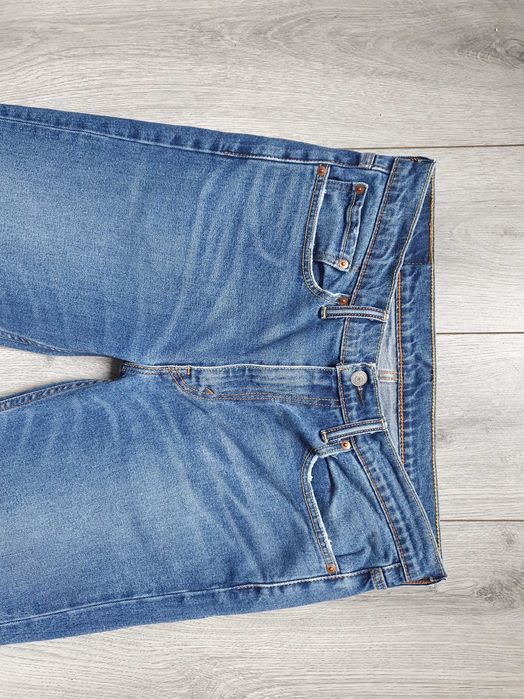 Blugi LEVI'S 514 - Marime W33 L32 (Talie 89 cm)