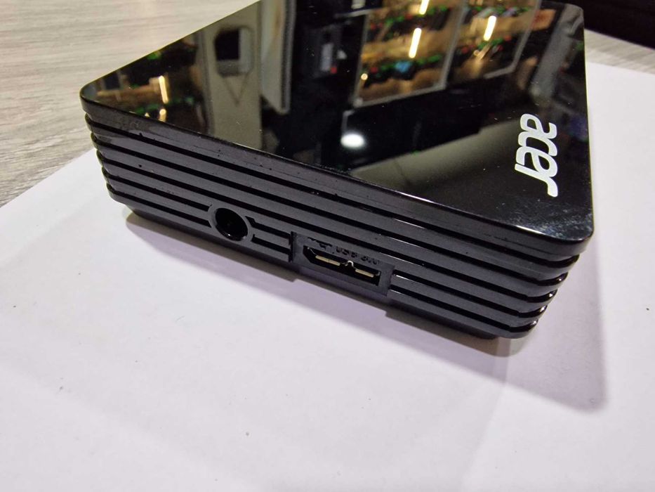 Джобен проектор Acer C120
