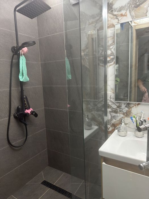 Продам 4 комнатную квартиру