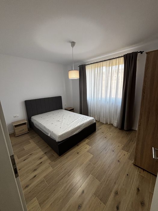 Inchiriez ap 2 camere!