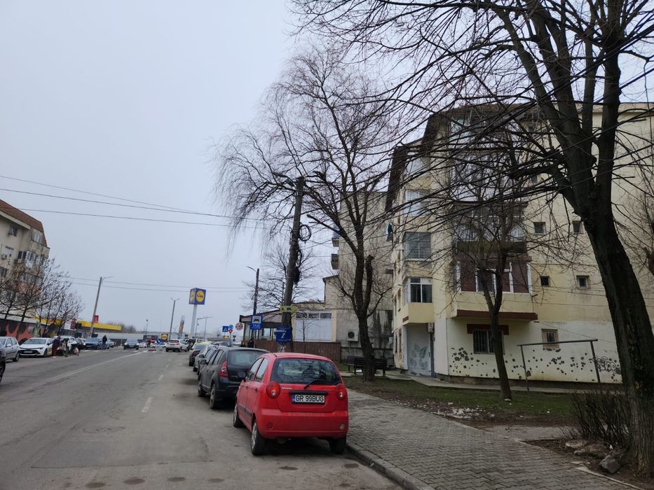 Apartament 2 camere, 2 balcoane, Giurgiu