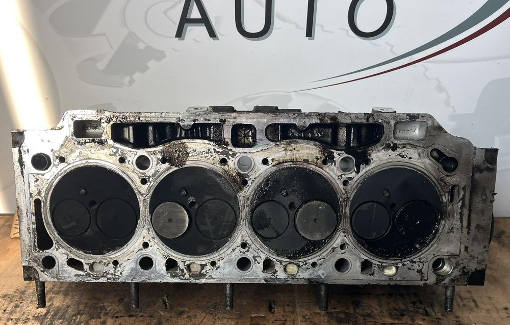 Цилиндрова глава 1.9dci 116к.с. 2001г.