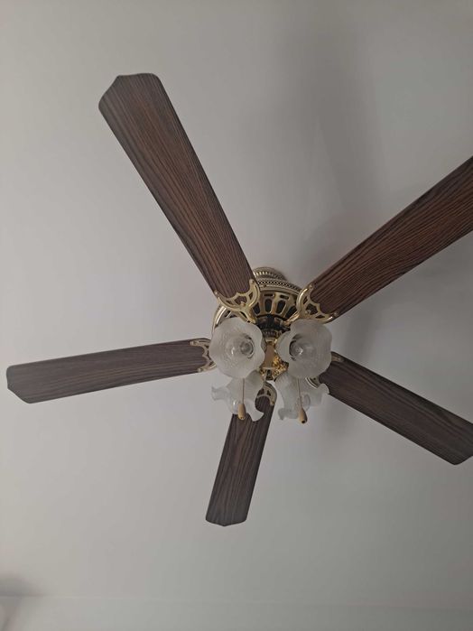 Полилей с вентилатор,  като нов