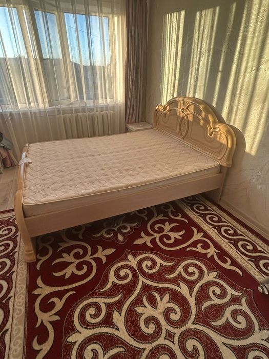 Спальный кровать