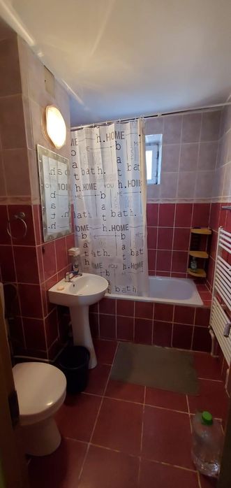 Apartament cu doua camere de inchiriat