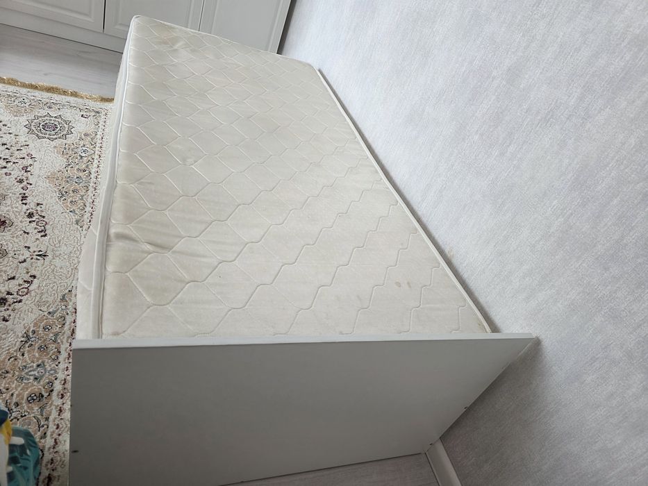 Продается кровать