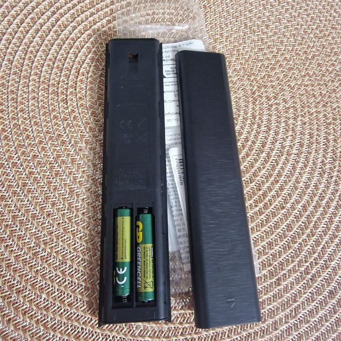 Telecomanda nouă pentru TV Samsung smart