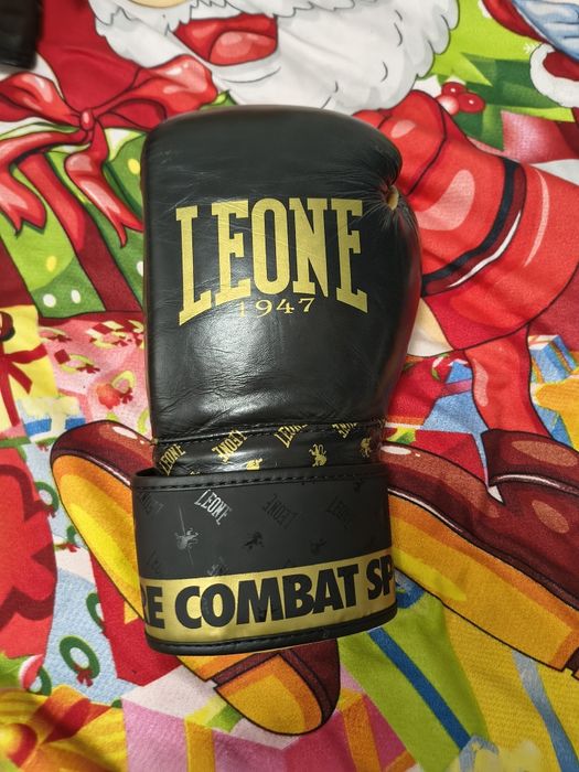 Vînd manuși box LEONE 8 OZ