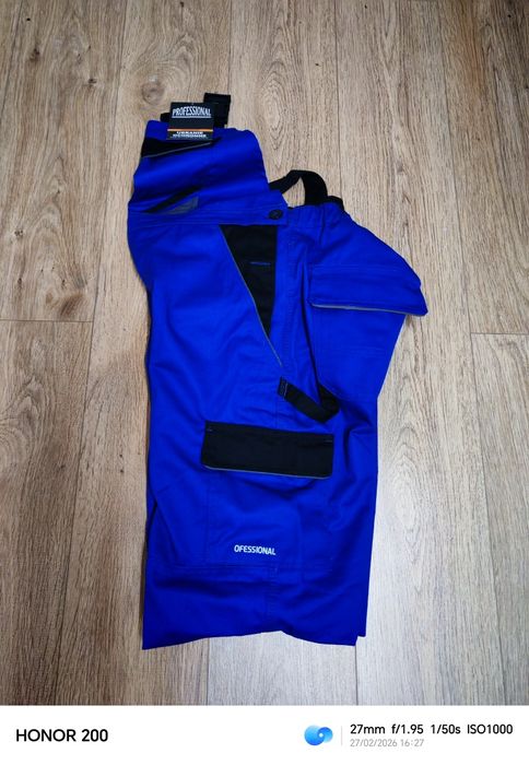 Salopeta noua cu piept Nr 50