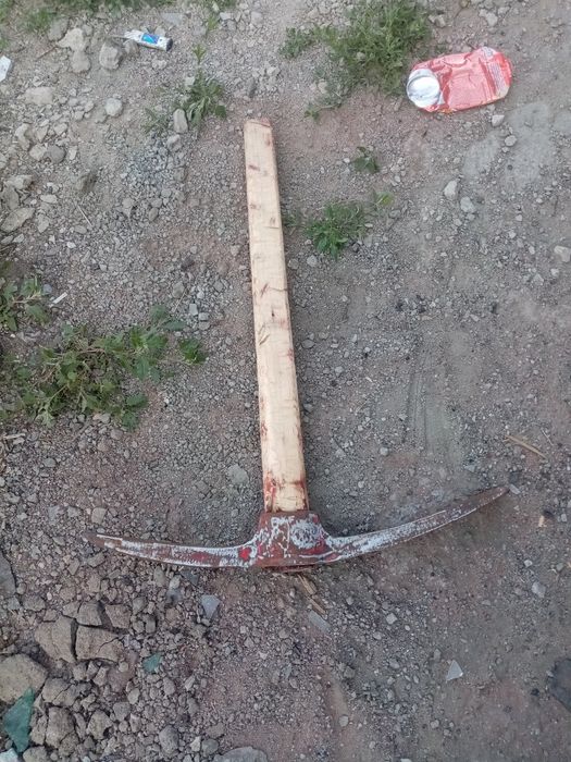 Кирка строительная