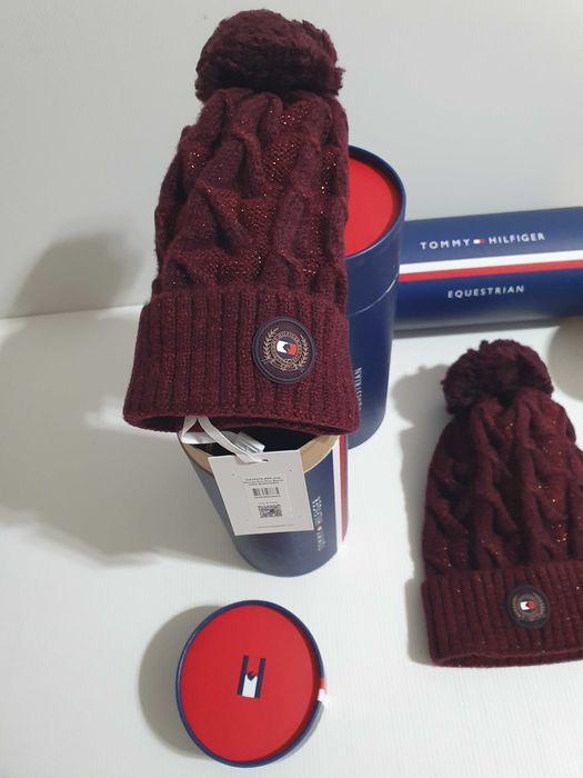Caciula dama Tommy Hilfiger originala noua in cutie